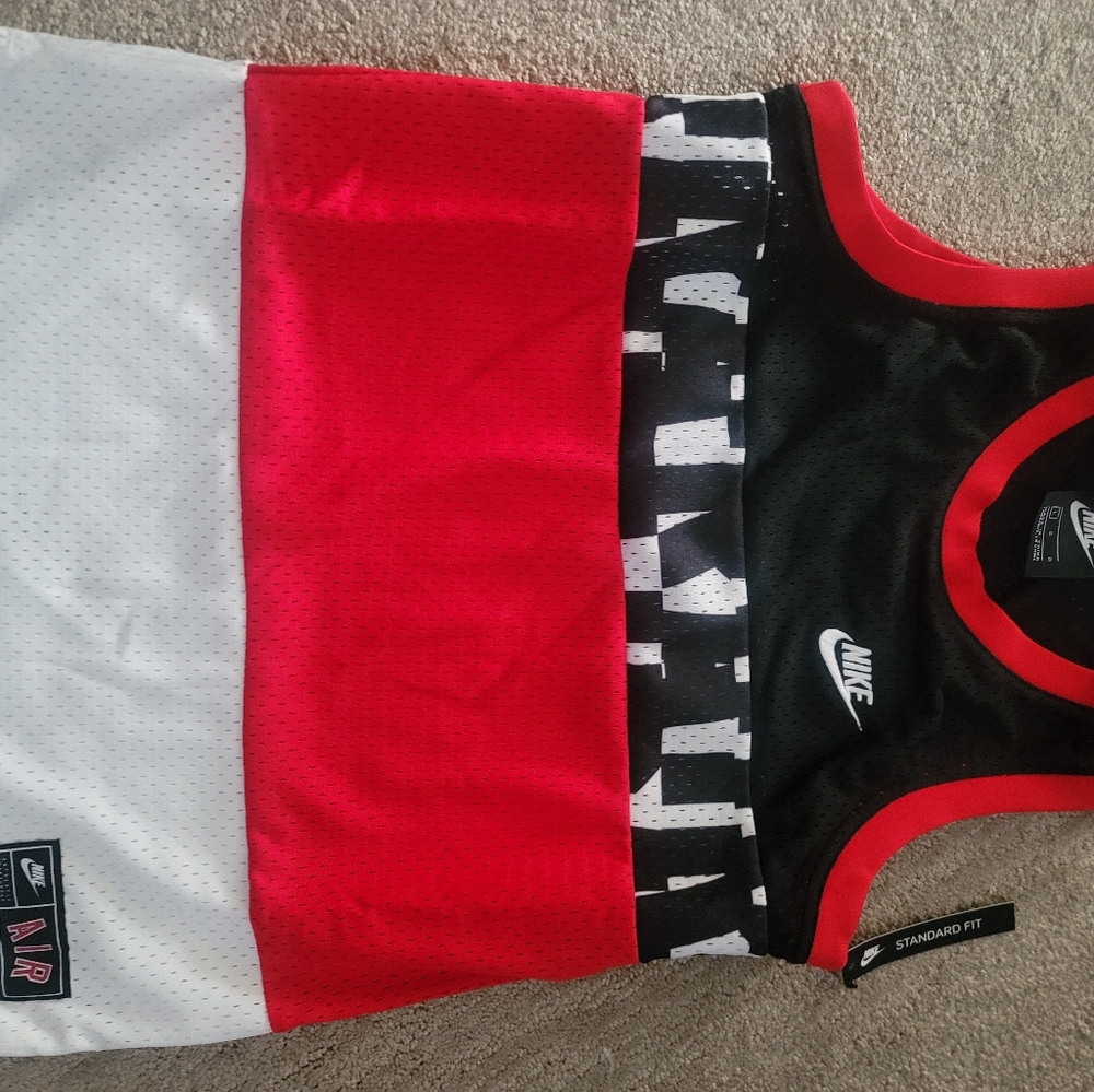 Kids Nike Tank Large BRAND NEW TAGS GOOD XMAS GIFT